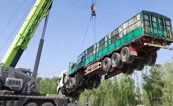 平安区道路脱困救援案例